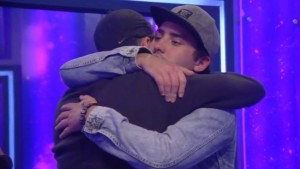 Big Brother 2016: Andy West and Hughie Maughan hug and make up