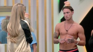 Celebrity Big Brother summer 2016 - Lillie Lexie Gregg confronts Stephen Bear over his romance with Chloe Khan